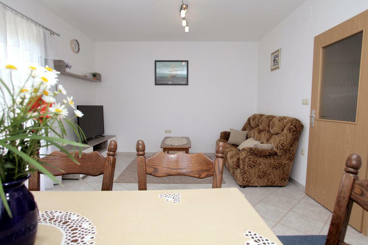 Mia Lägenhet Trogir Exteriör bild